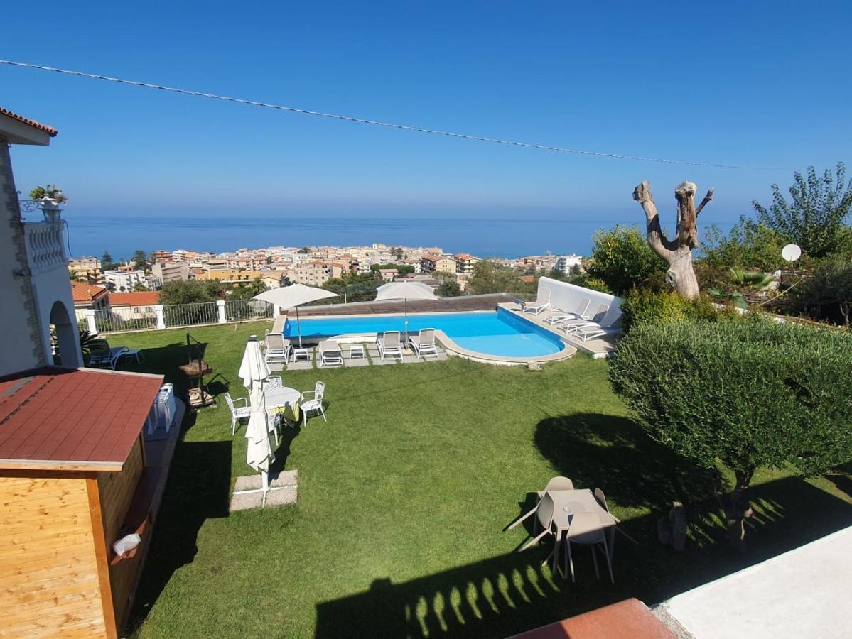 Appartamenti Borgo Panoramico N 5 Tropea Bagian luar foto