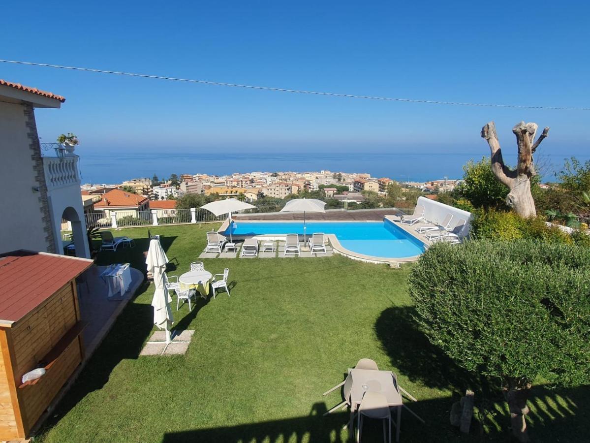 Appartamenti Borgo Panoramico N 5 Tropea Bagian luar foto