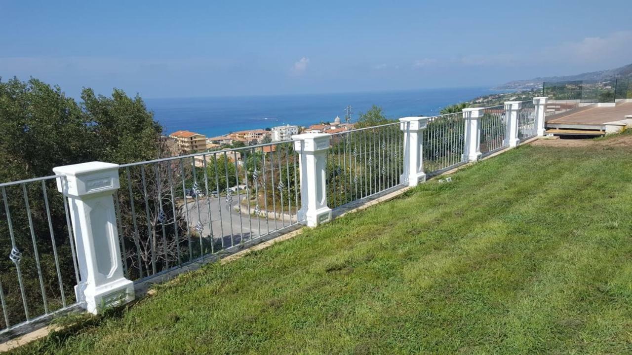 Appartamenti Borgo Panoramico N 5 Tropea Bagian luar foto